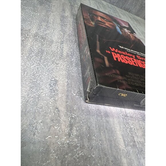 Passenger 57 VHS 1992 Brand New Factory Sealed Wesley Snipes Classic Film - Picture 6 of 7